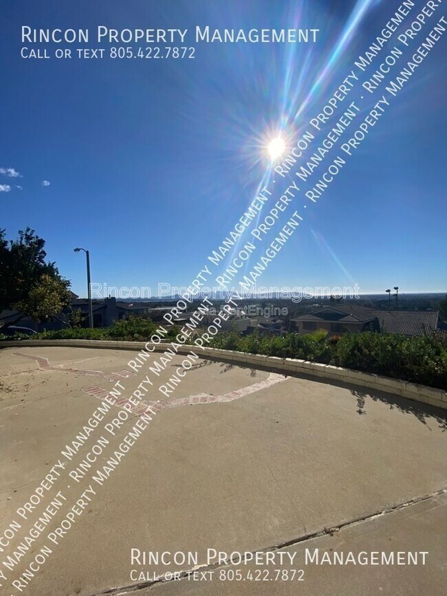 Building Photo - 555 Skyline Rd