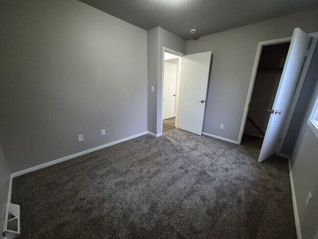 Building Photo - 3 Bedroom home with shed on corner lot ava...