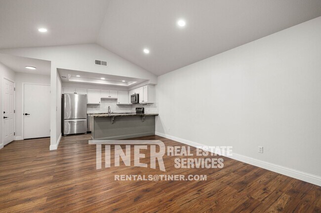 Building Photo - 7586 Waterwillow Dr