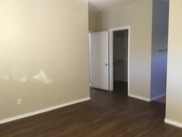 Building Photo - 11170 W Almeria Rd