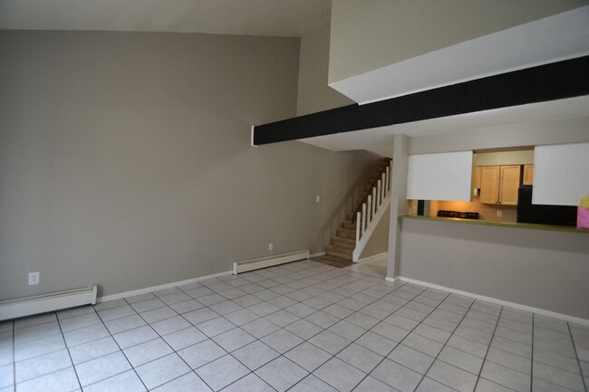 Building Photo - 4417 Carefree Cir N