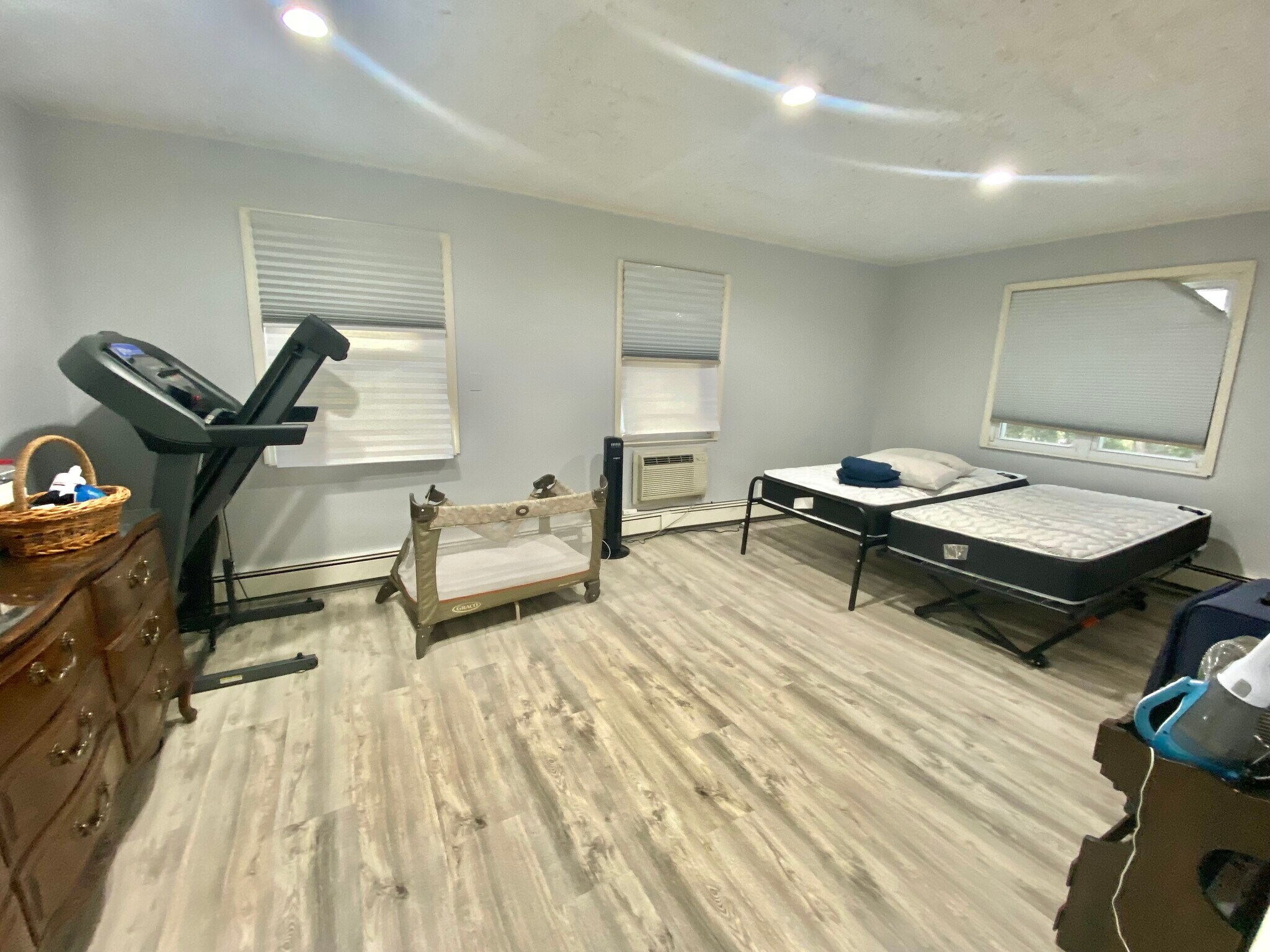 Building Photo - 107 Baker Hill Rd