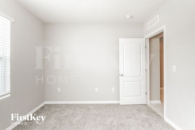 Building Photo - 1025 Preserve Dr