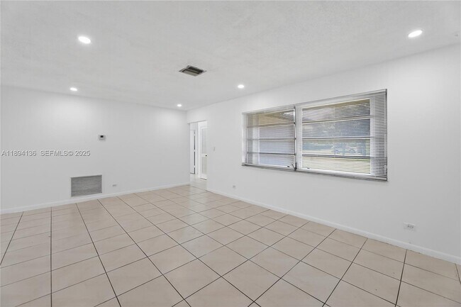 Building Photo - 7001 NW 15th St