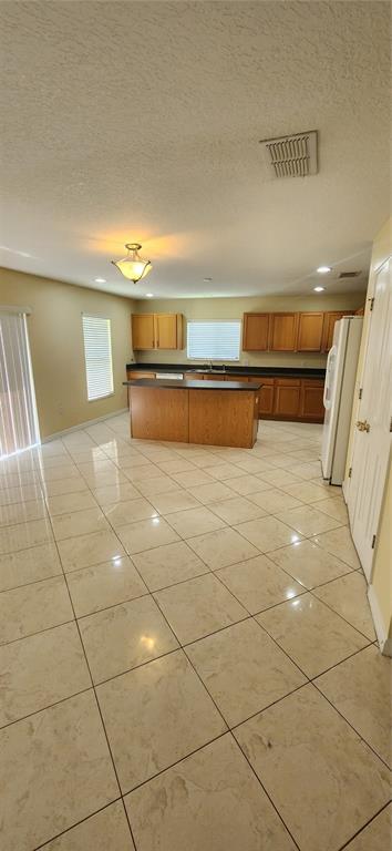 Building Photo - 12850 Oulton Cir