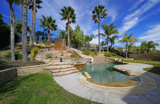 Building Photo - 27863 Knight St