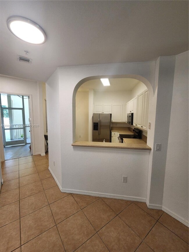 Building Photo - 3600 Oaks Clubhouse Dr