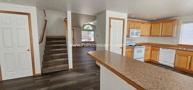 Building Photo - 22607 SE 287th Pl