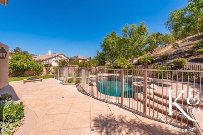 Building Photo - Immaculate 4-Bedroom Home in Sought-After ...