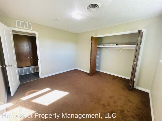 Building Photo - 3 br, 2 bath House - 1479A S Roosevelt Rd 5