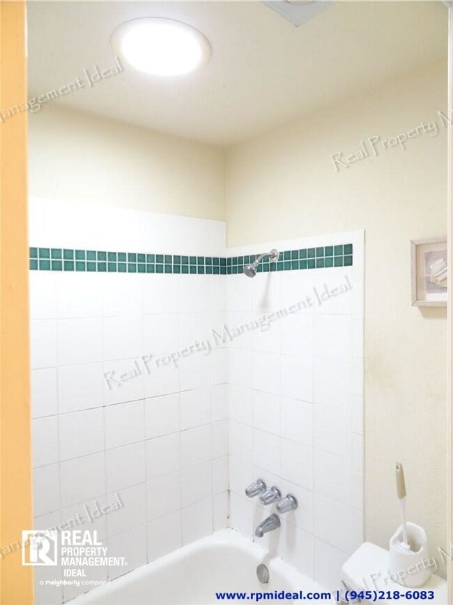 Building Photo - 7712 Underwood Dr