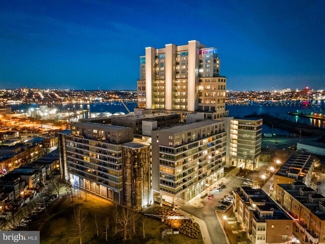 Building Photo - 1200 Steuart St