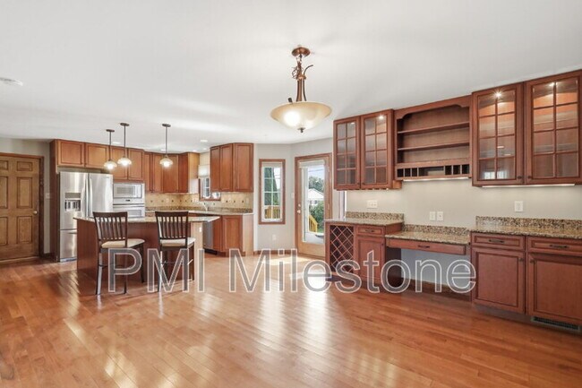 Building Photo - 233 Carmack Dr