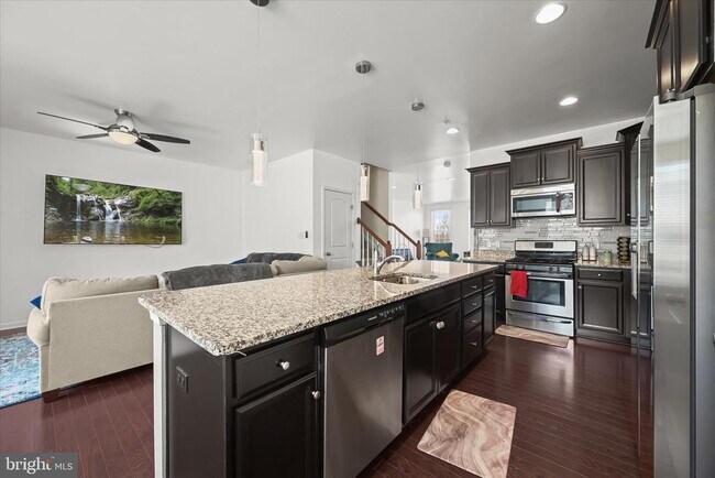 Building Photo - 9411 Geaton Park Pl