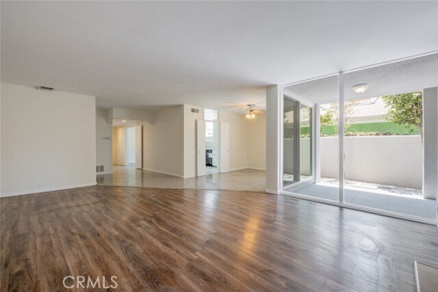 Building Photo - 432 S Sierra Madre Blvd