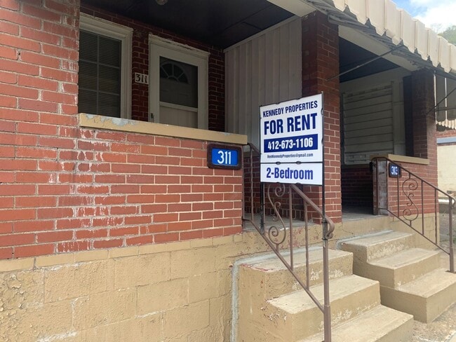 Building Photo - Spacious 2-bedroom 1-bath Townhome, Christy Park McK