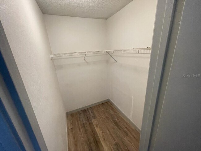 Building Photo - 6082 Westgate Dr