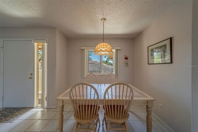 Building Photo - 8105 Bardmoor Pl