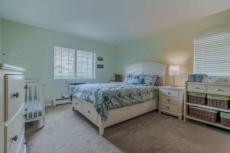 Building Photo - 19E Kensington Rd