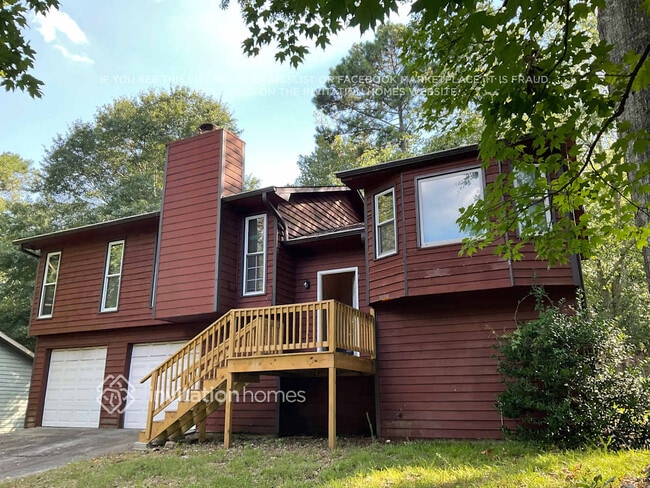 Building Photo - 2653 Laurel View Dr