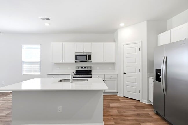 Building Photo - 2125 Osprey Isle Ln SW