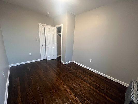 Building Photo - 2 bedroom in BRONX NY 10463