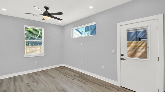 Building Photo - 7204 Meador Ave