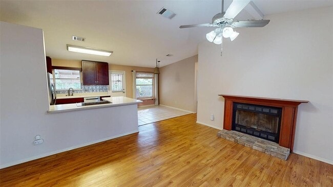 Building Photo - 3007 Blazing Star Trail