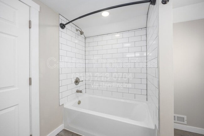 Building Photo - 1635 Cleveland Ave SW