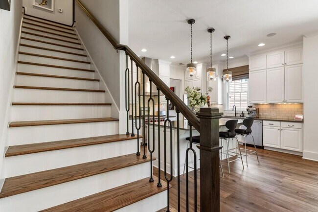 Building Photo - 7280 Samples Field Rd