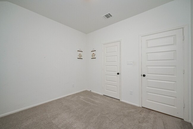 Building Photo - 29331 Mesquite Oaks Dr