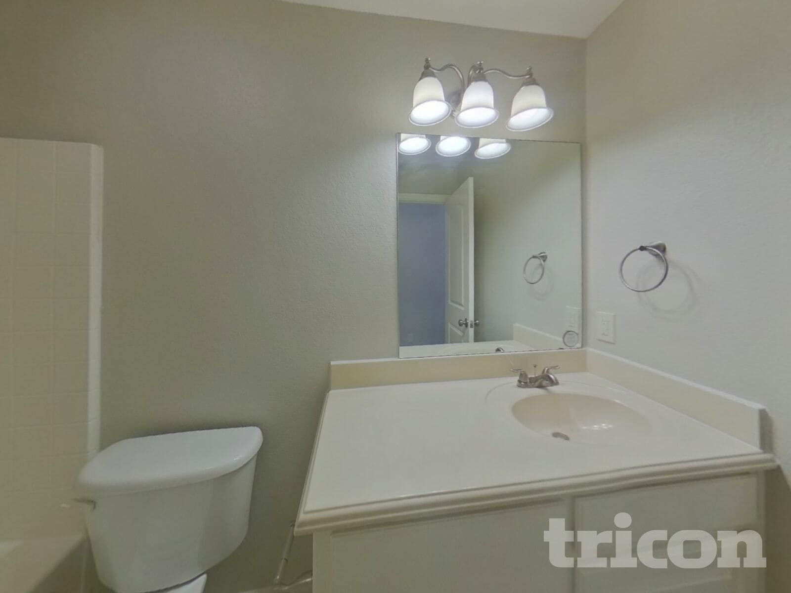 Building Photo - 804 Rambling Ct