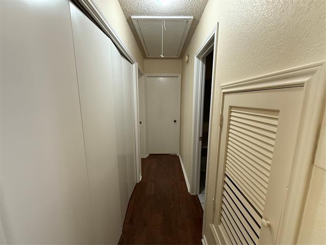 Building Photo - 2902 Post Oak Dr