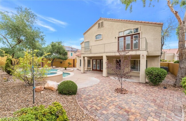 Building Photo - 1733 Tesara Vista Pl