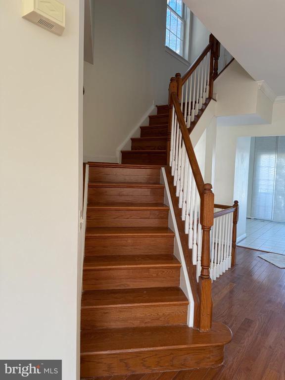 Building Photo - 14264 Madrigal Dr