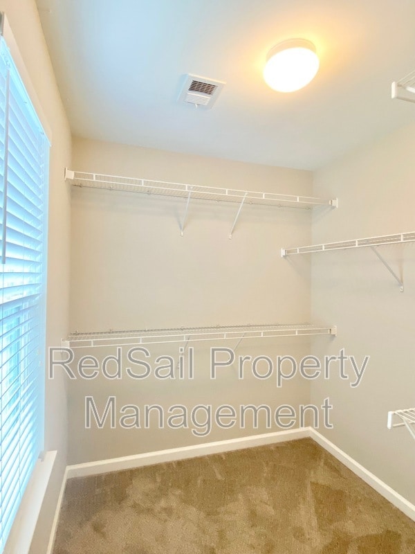 Building Photo - 107 Riva Ct