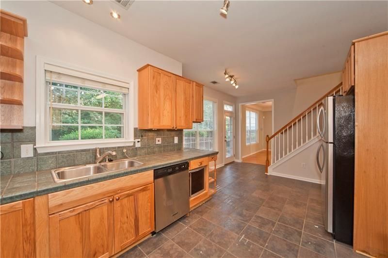 Building Photo - 1170 Rhyne Chase