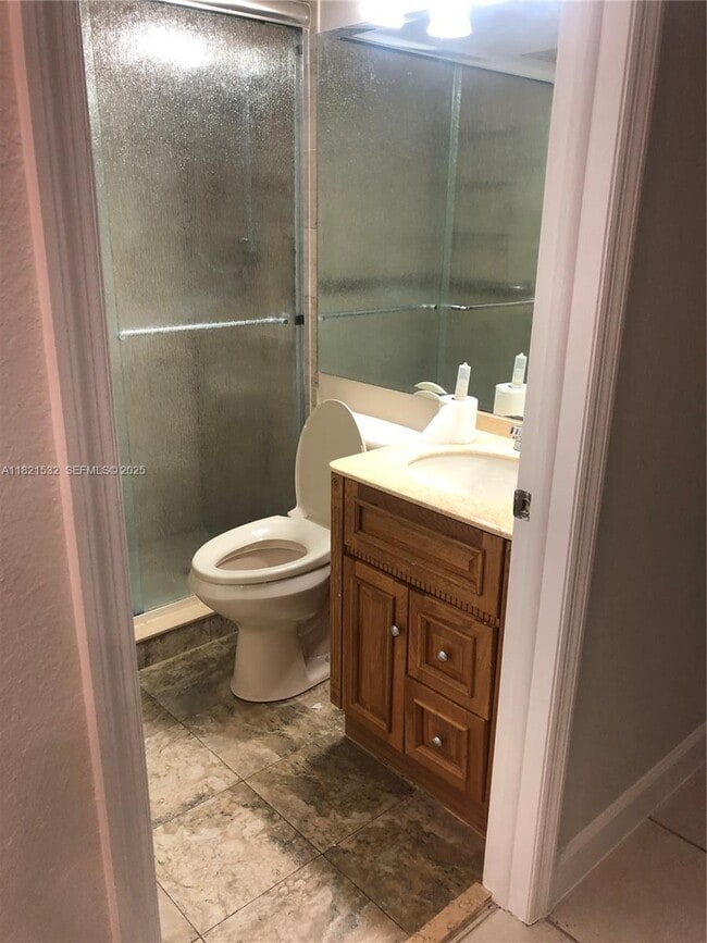 Building Photo - 10932 NW 69th St