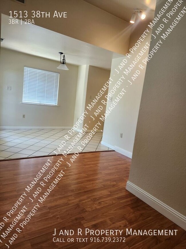 Building Photo - 1513 38th Ave
