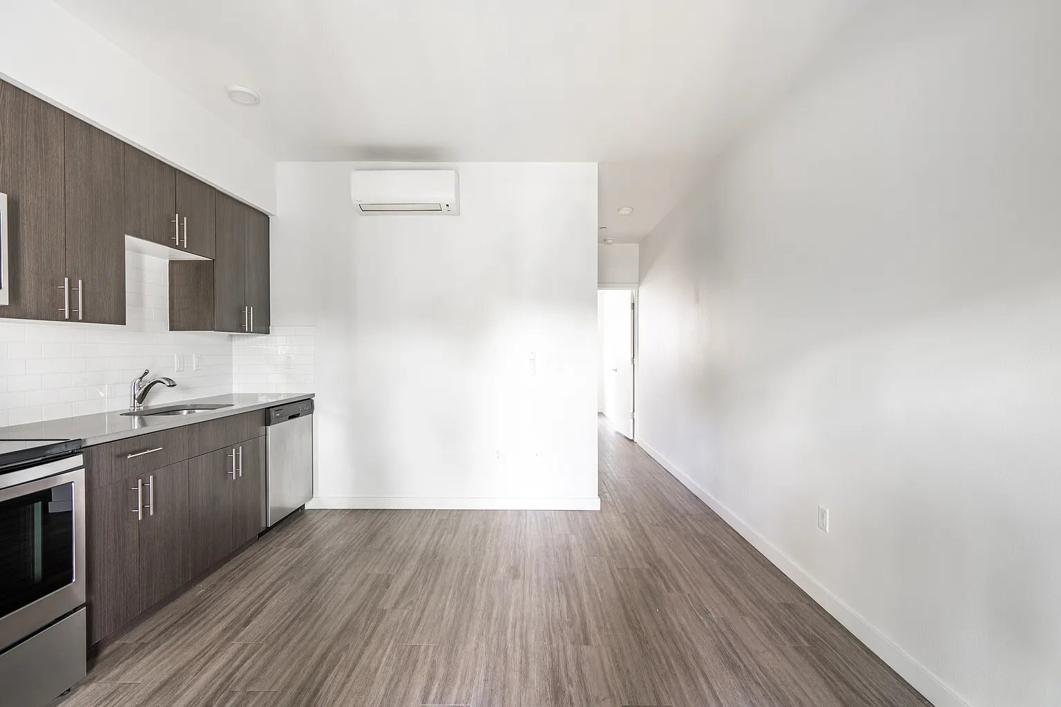 Building Photo - 4620 N Maryland Ave