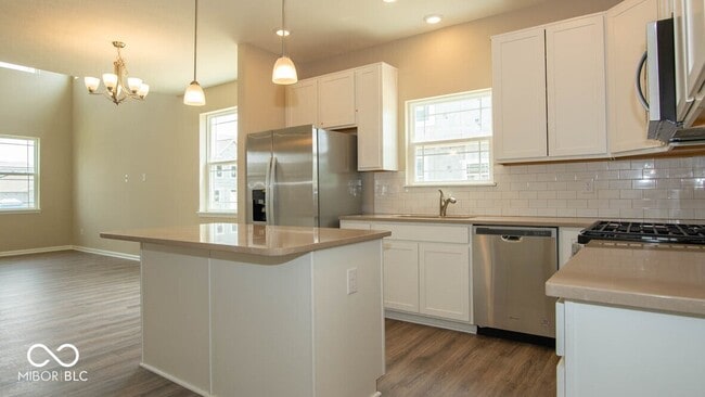 Building Photo - 2840 Maricopa Blvd