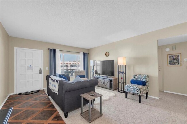 Building Photo - 2469 Franciscan Dr