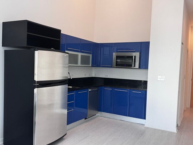Primary Photo - 244 Biscayne Blvd