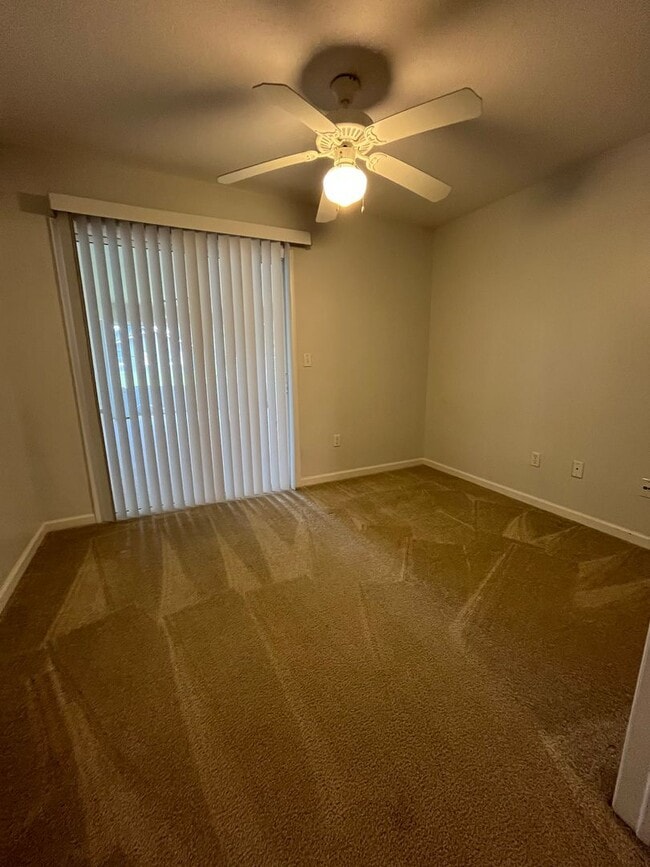 Building Photo - Quiet Home in Pine Lakes Cud-de-sac!!