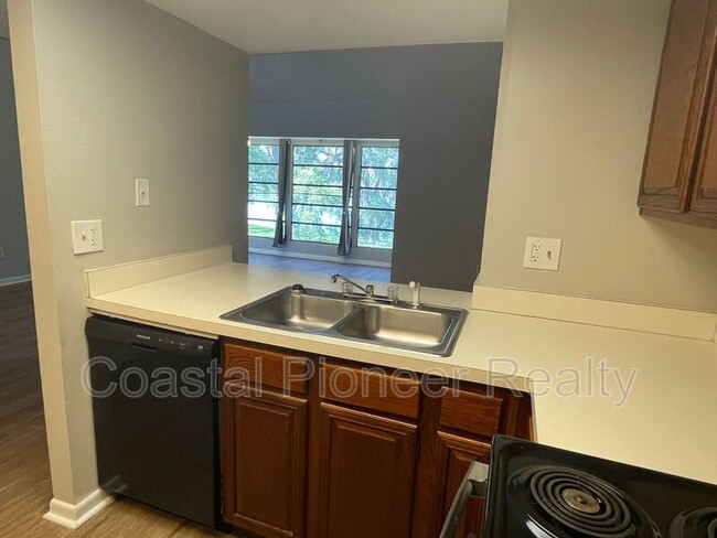 Building Photo - 5020 Puritan Cir