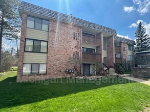 Building Photo - 2150 Pauline Blvd