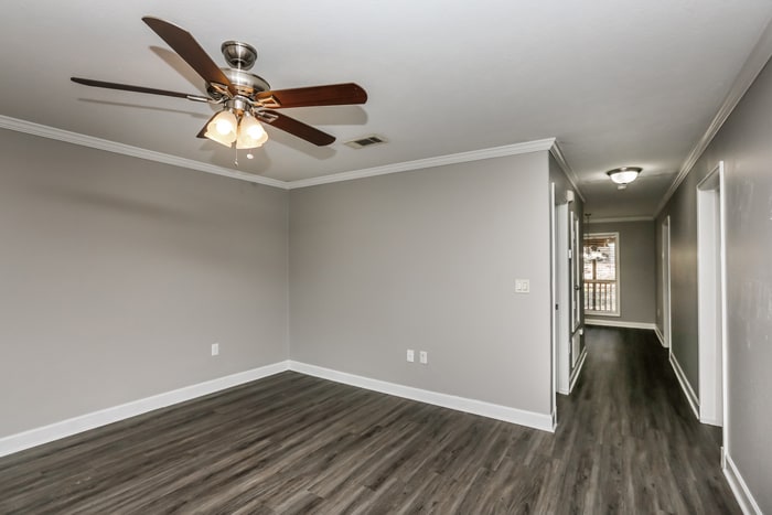 Building Photo - 224 Sylvan Dr