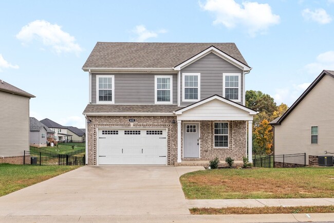 Primary Photo - Like New Three Bedroom!