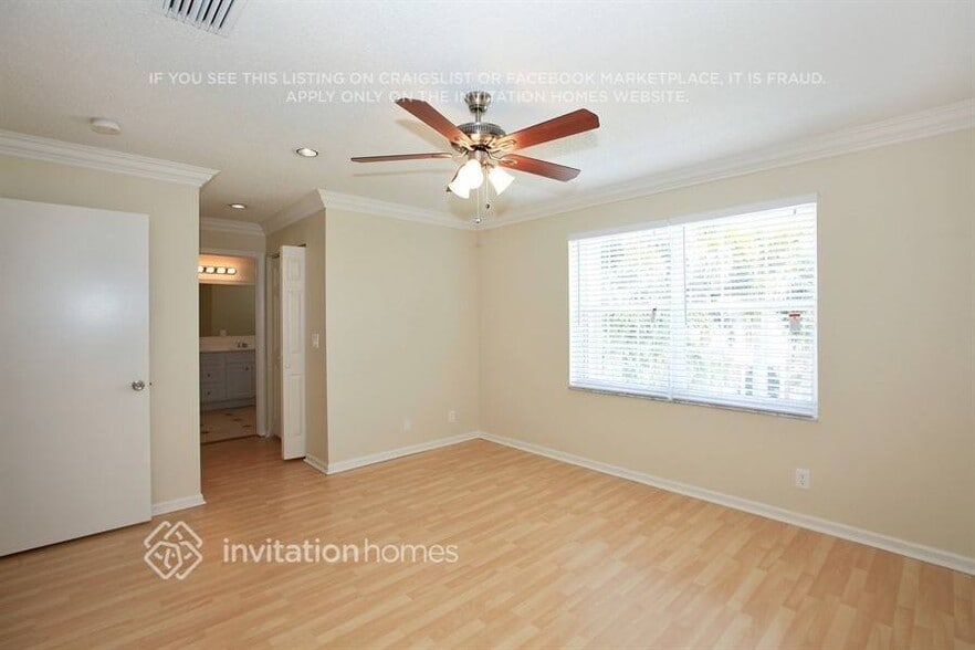 Building Photo - 16229 SW 26th St