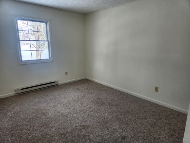 Building Photo - 4949 Catherine Ct